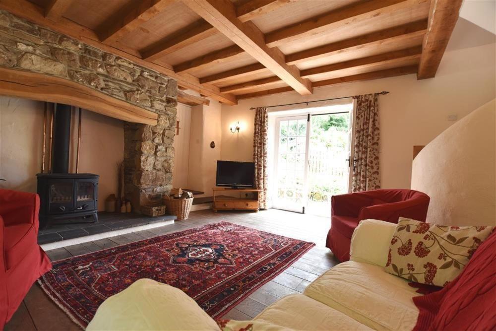Cwmbrandy Cottage Фишгард Экстерьер фото